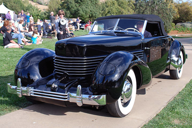 Cord 812 Convertible Coupé,  Niello Serrano