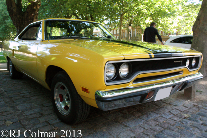 Plymouth, Road Runner, Avenue Drivers Club, Queen Square, Bristol