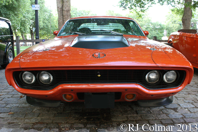 Plymouth, Road Runner, Avenue Drivers Club, Queen Square, Bristol